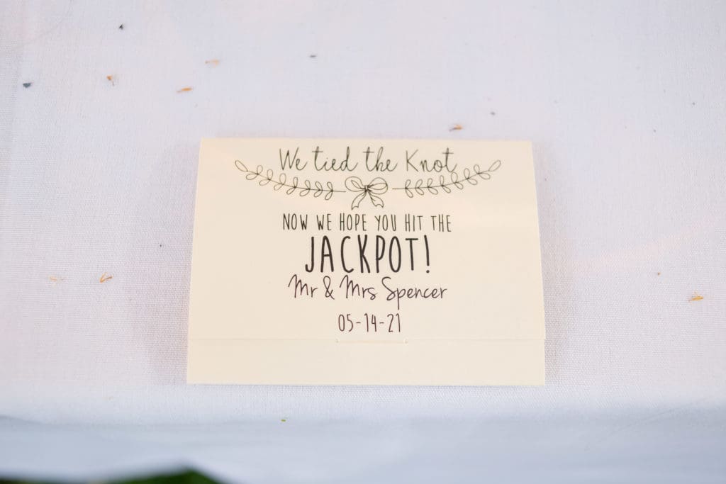 how-to-add-unique-and-personal-touches-to-your-wedding