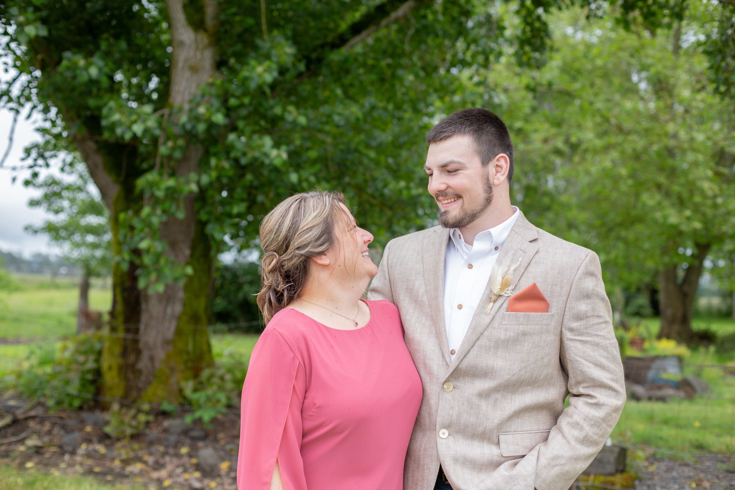 oregon barn wedding