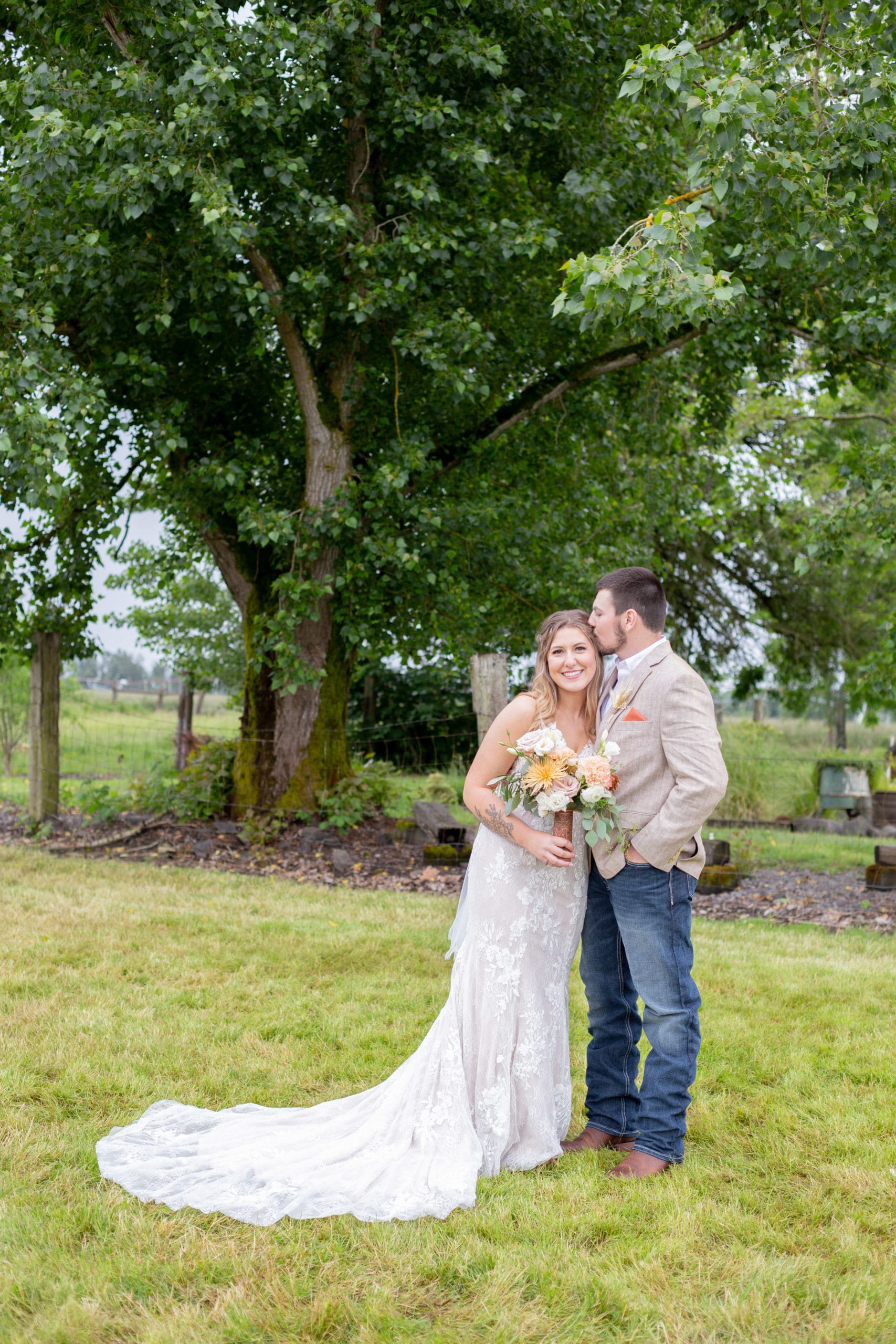 oregon barn wedding