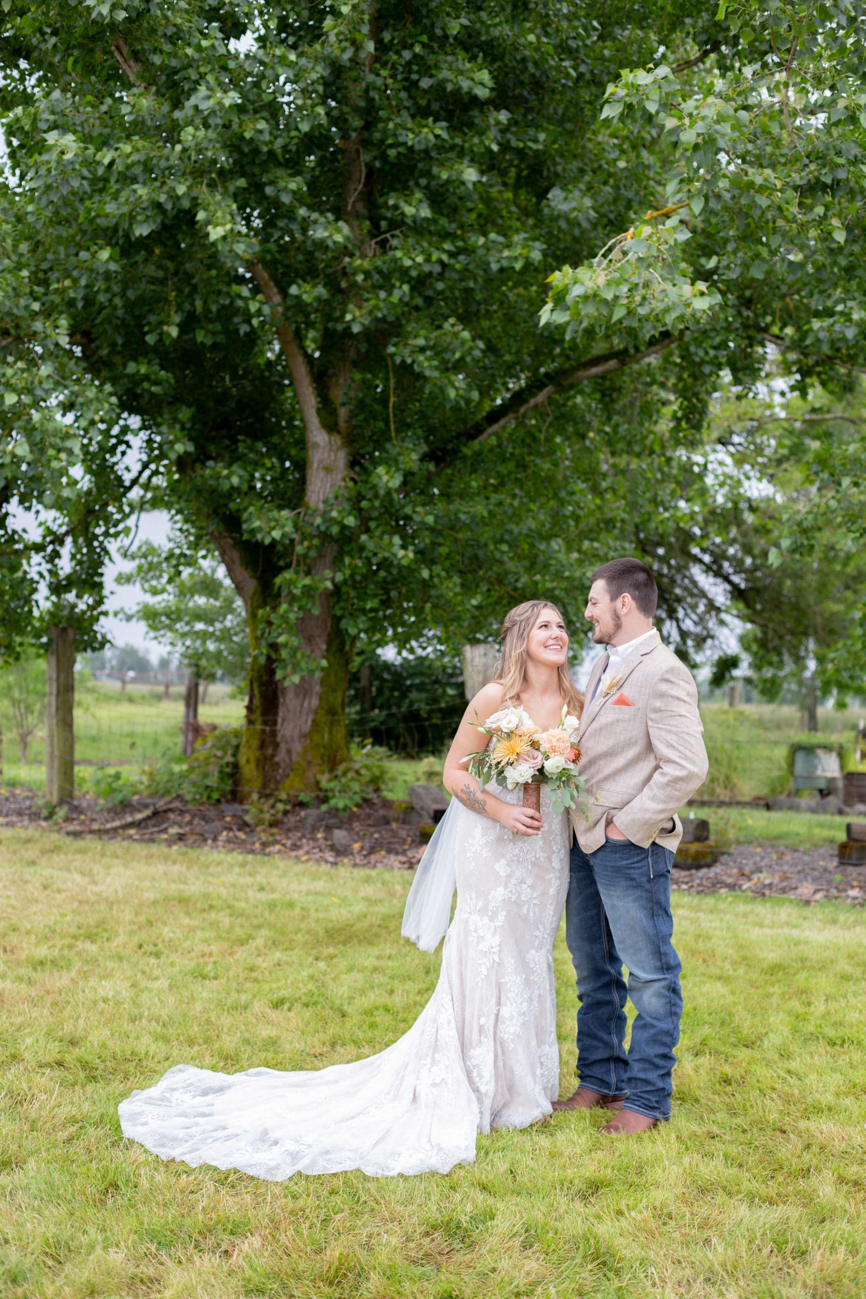 oregon barn wedding
