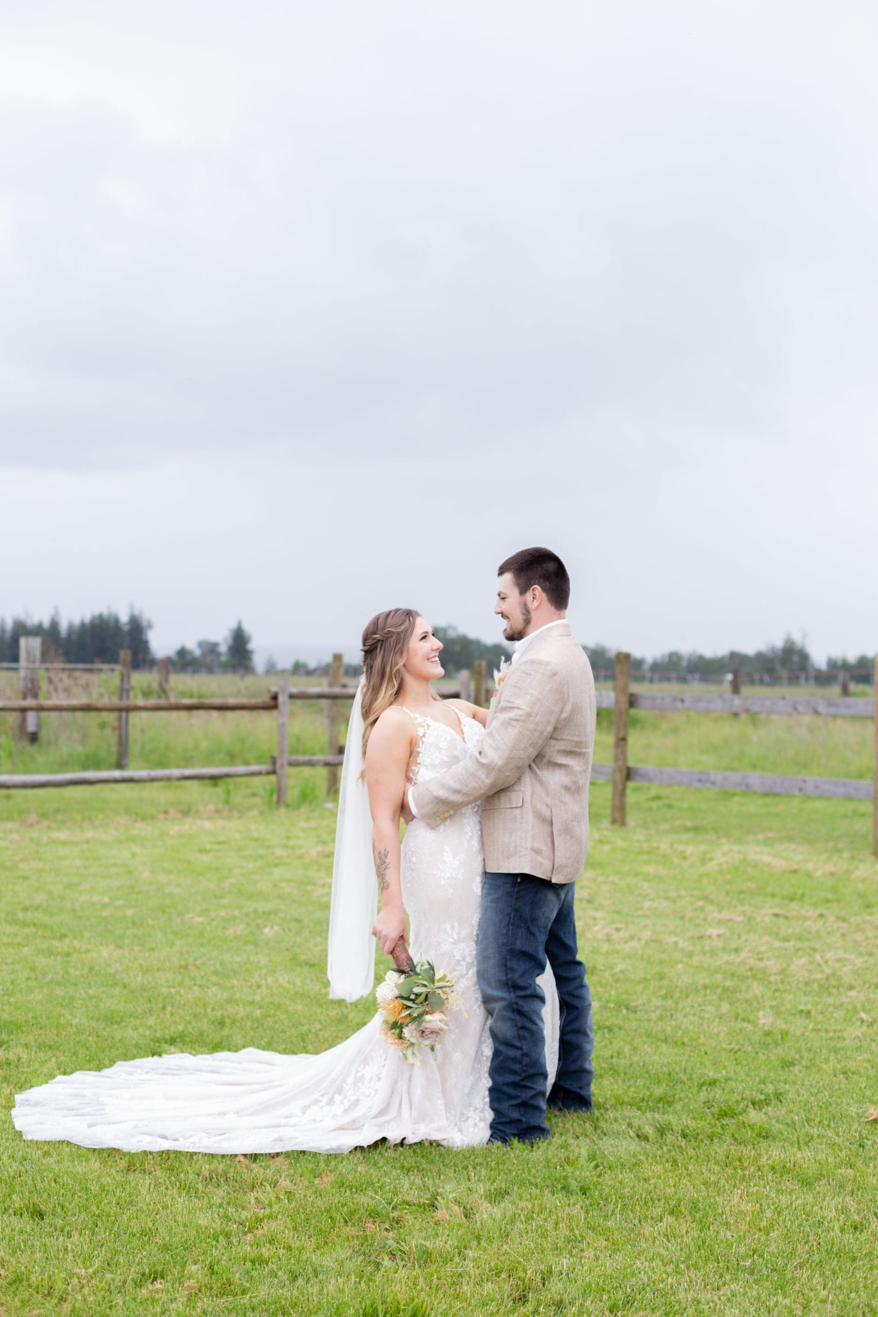oregon barn wedding