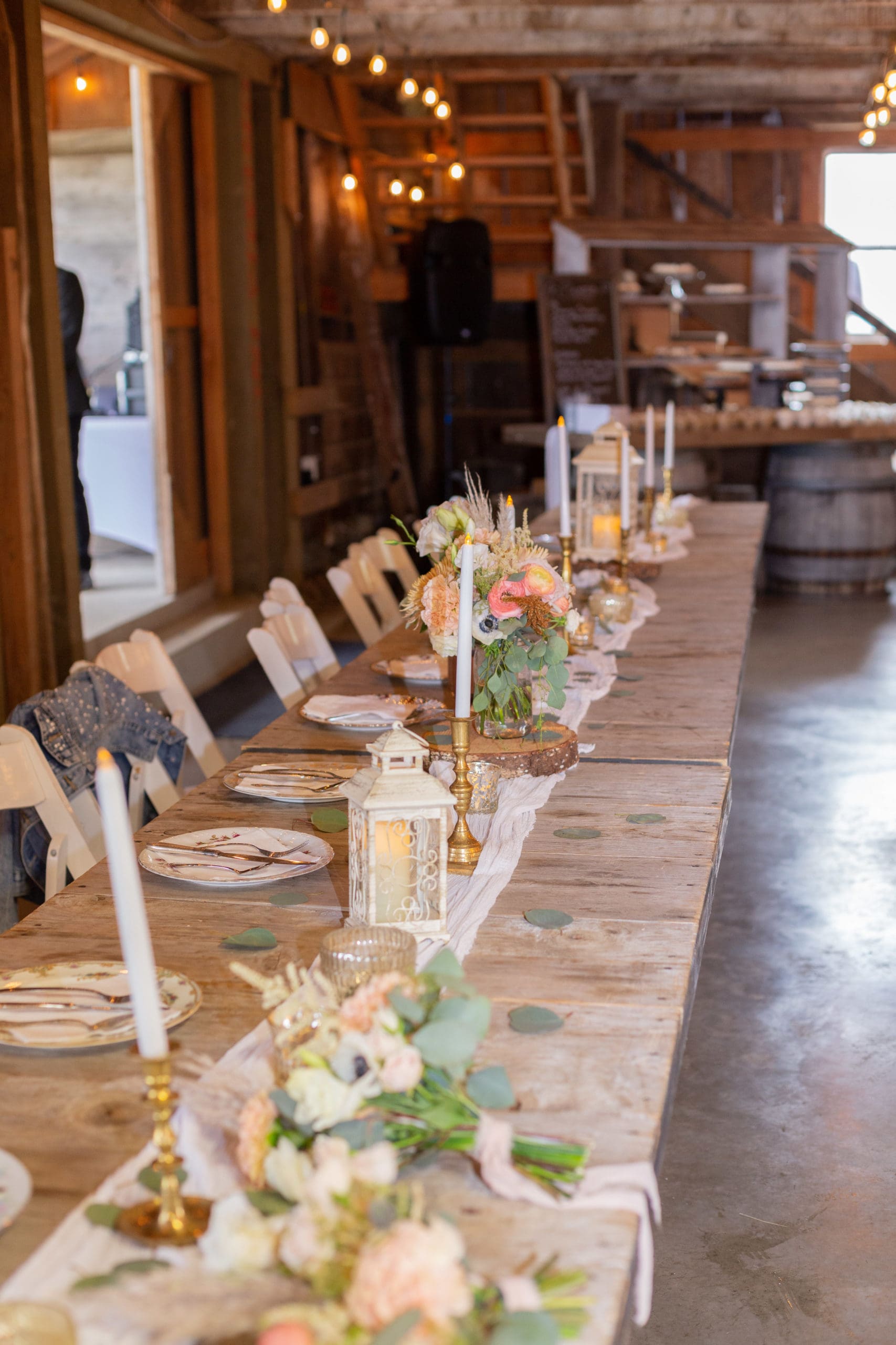 oregon barn wedding