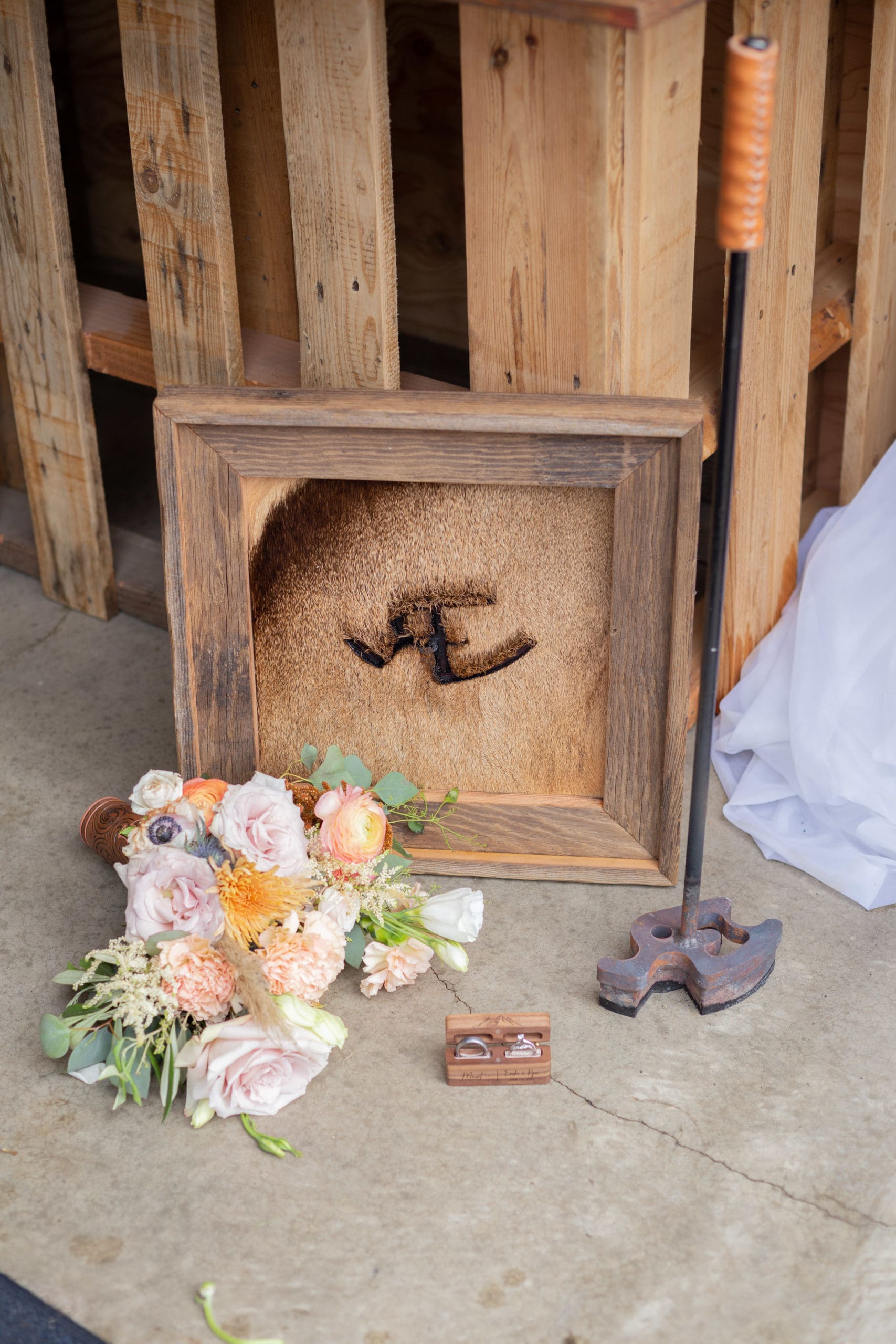 oregon barn wedding