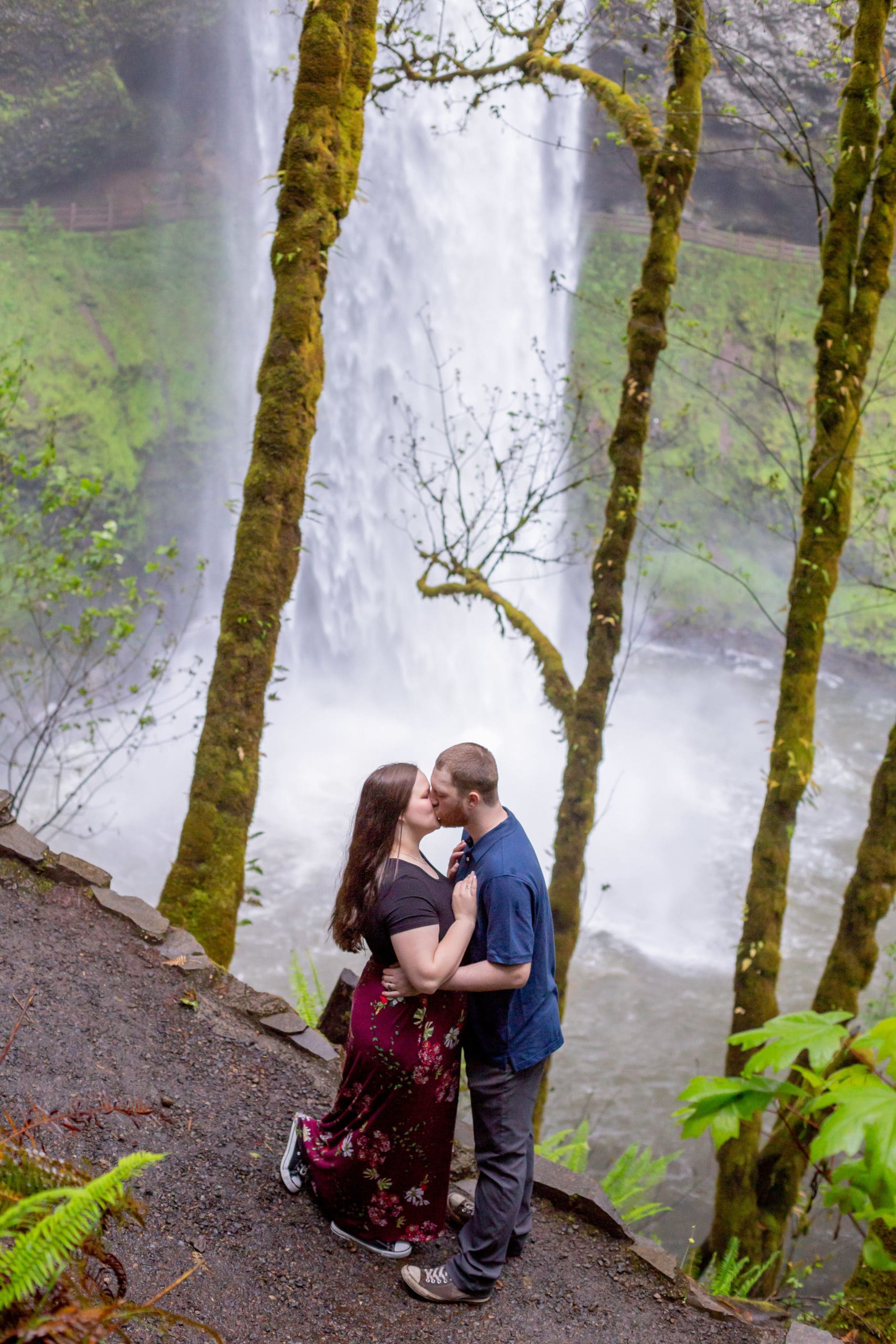 oregon engagement photographer