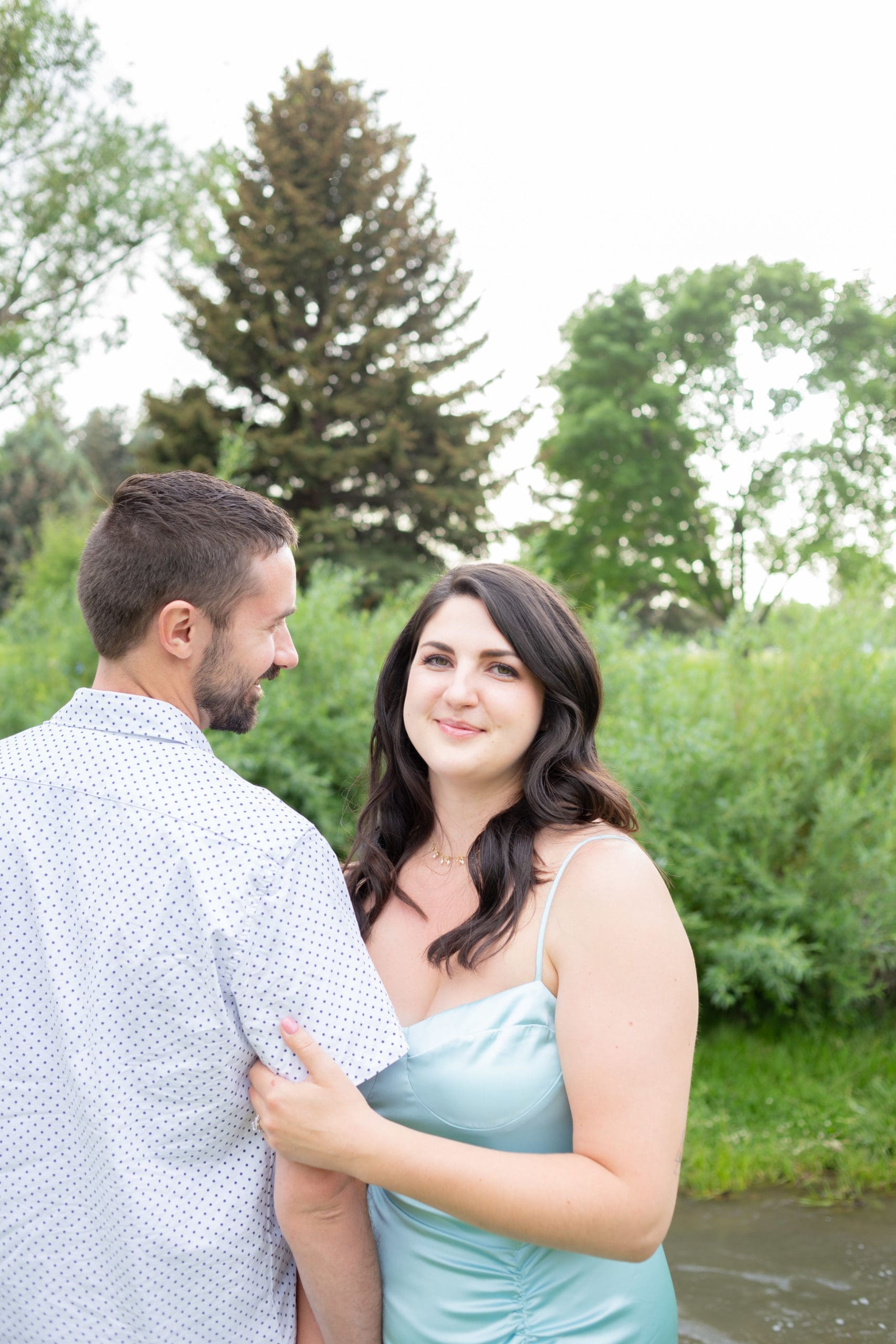 classyengagementsessionbytheriver