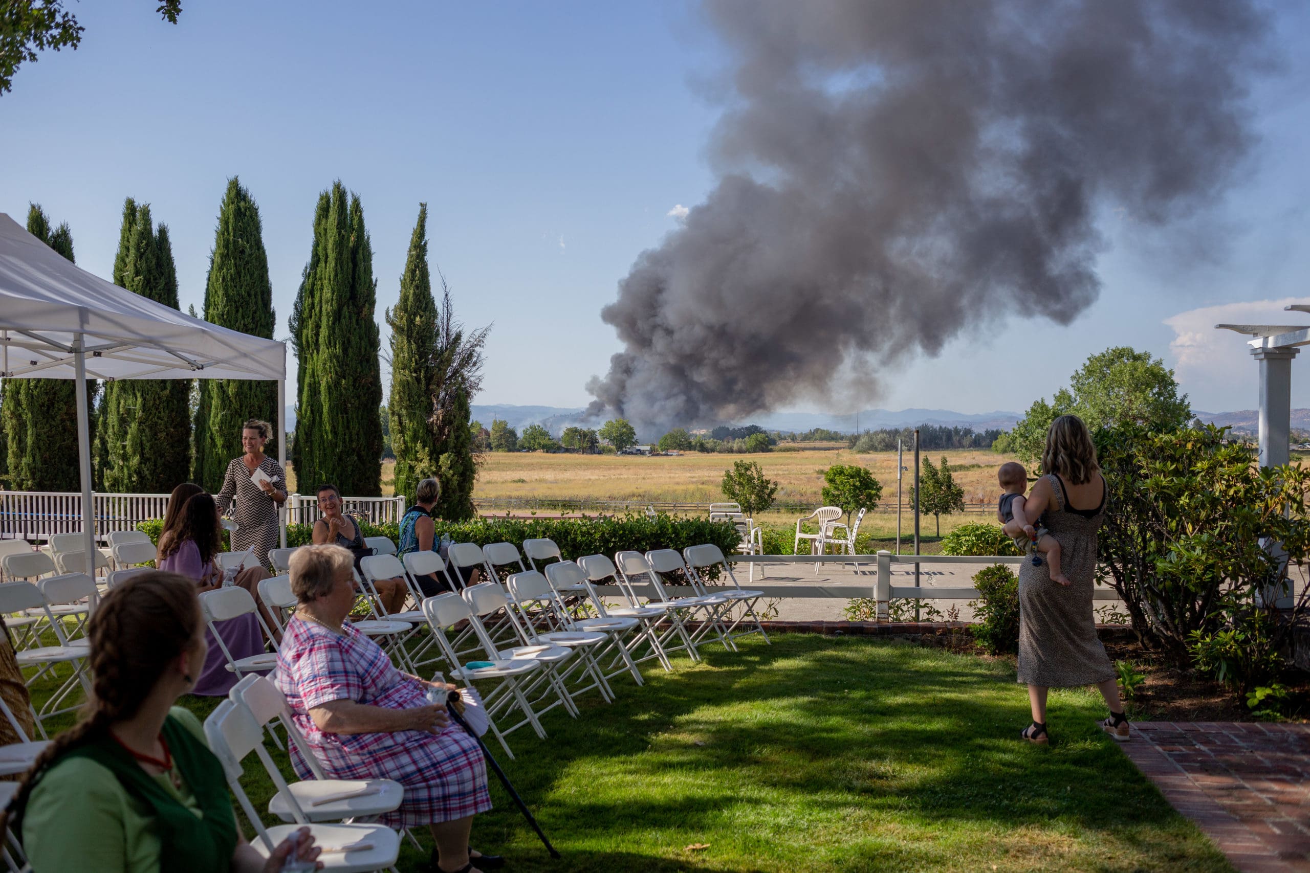 unexpected oregon wedding