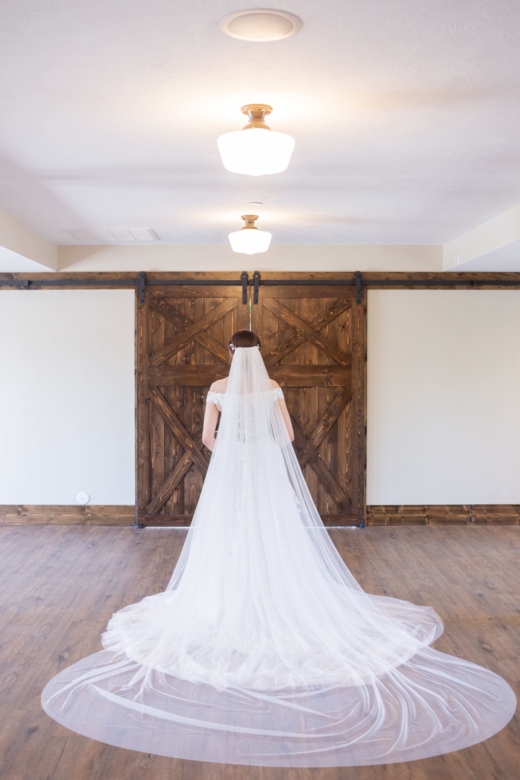 bride cathedral veil
