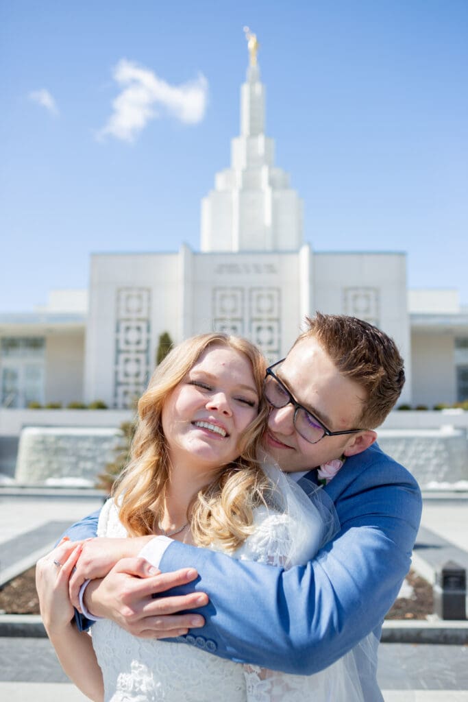 idaho-falls-temple-bride-and-groom