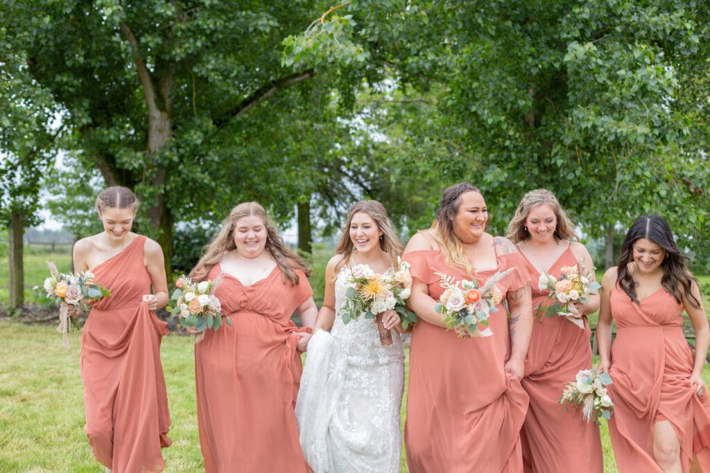 outdoor-oregon-wedding-photographer