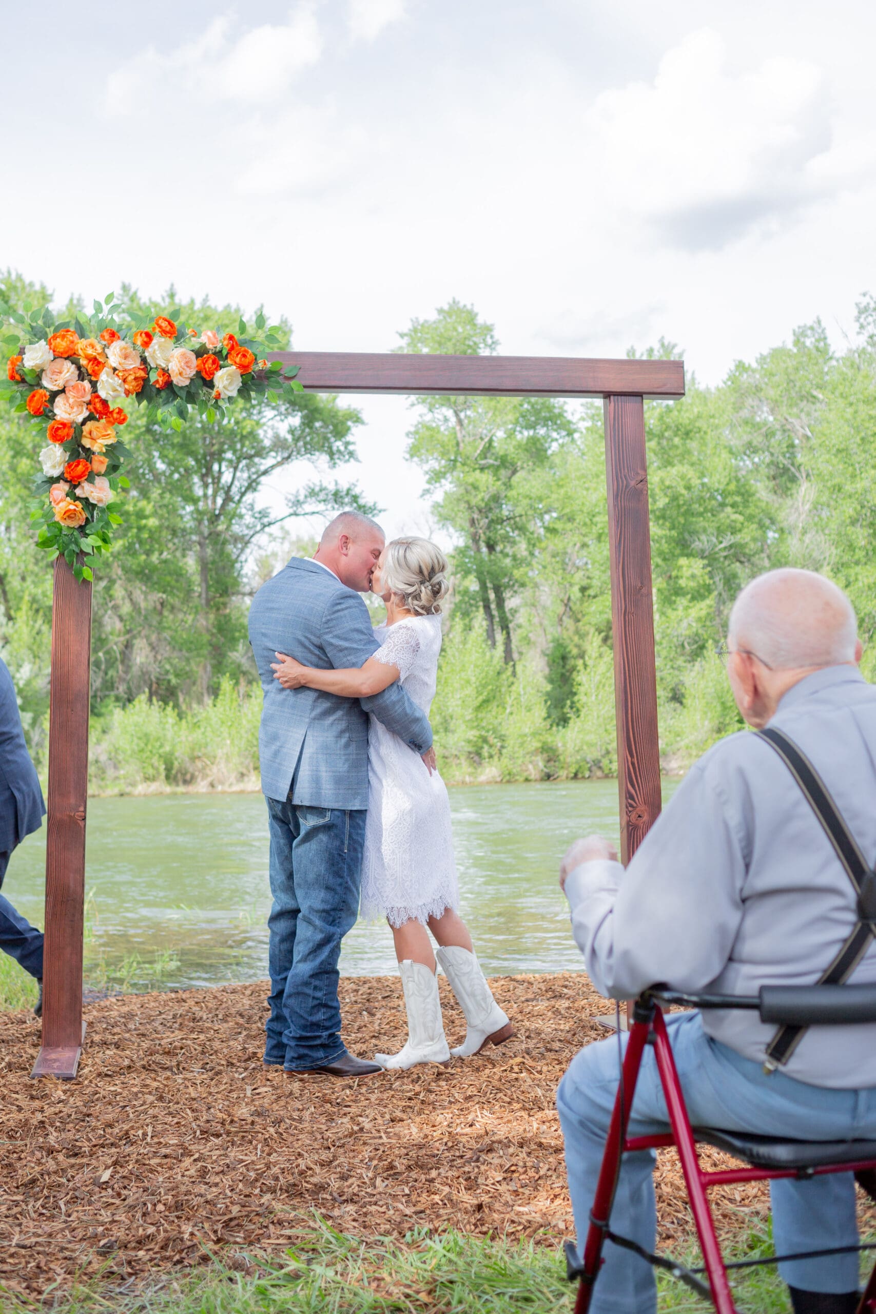 first-kiss-as-husband-and-wife