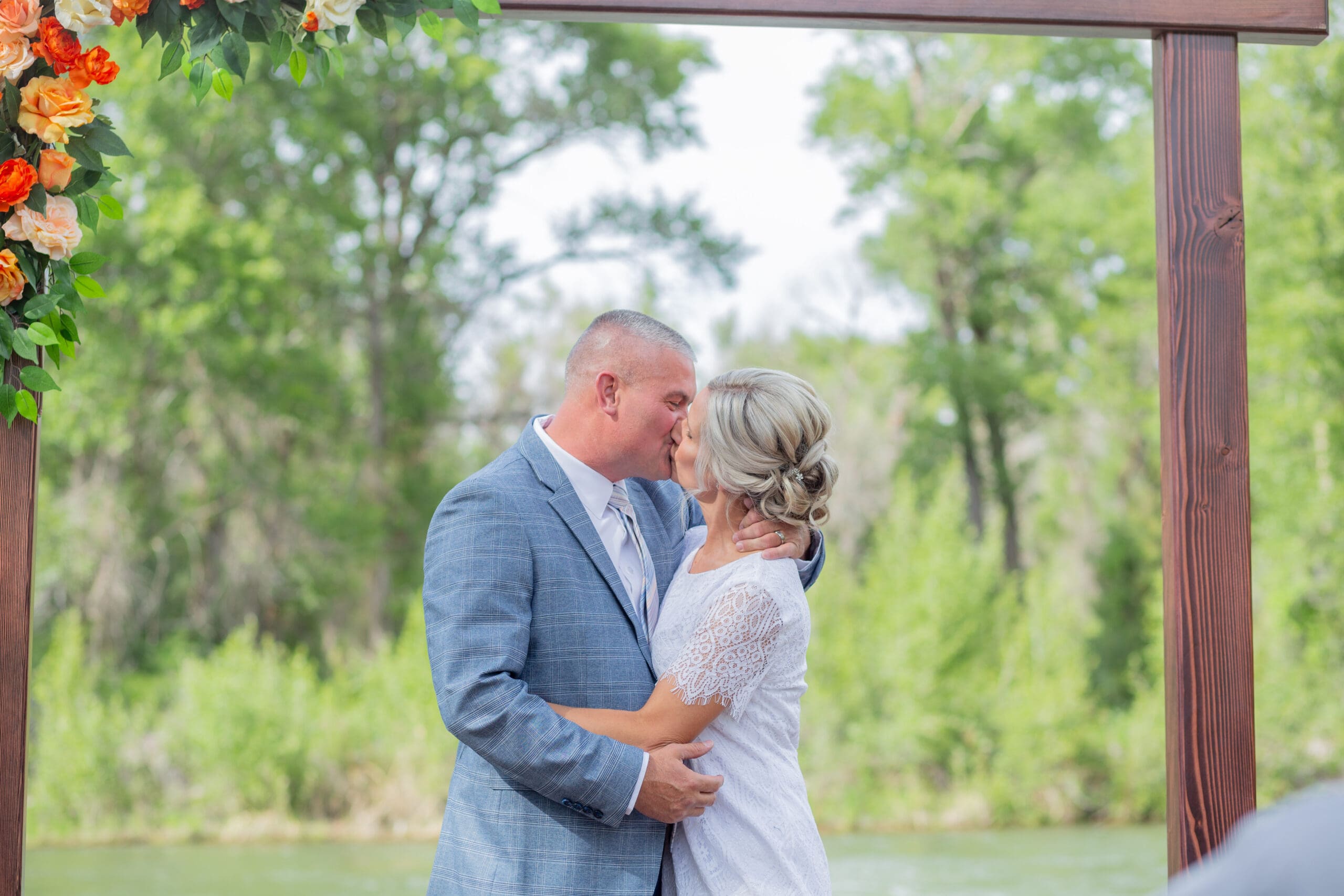 backyard-idaho-country-wedding