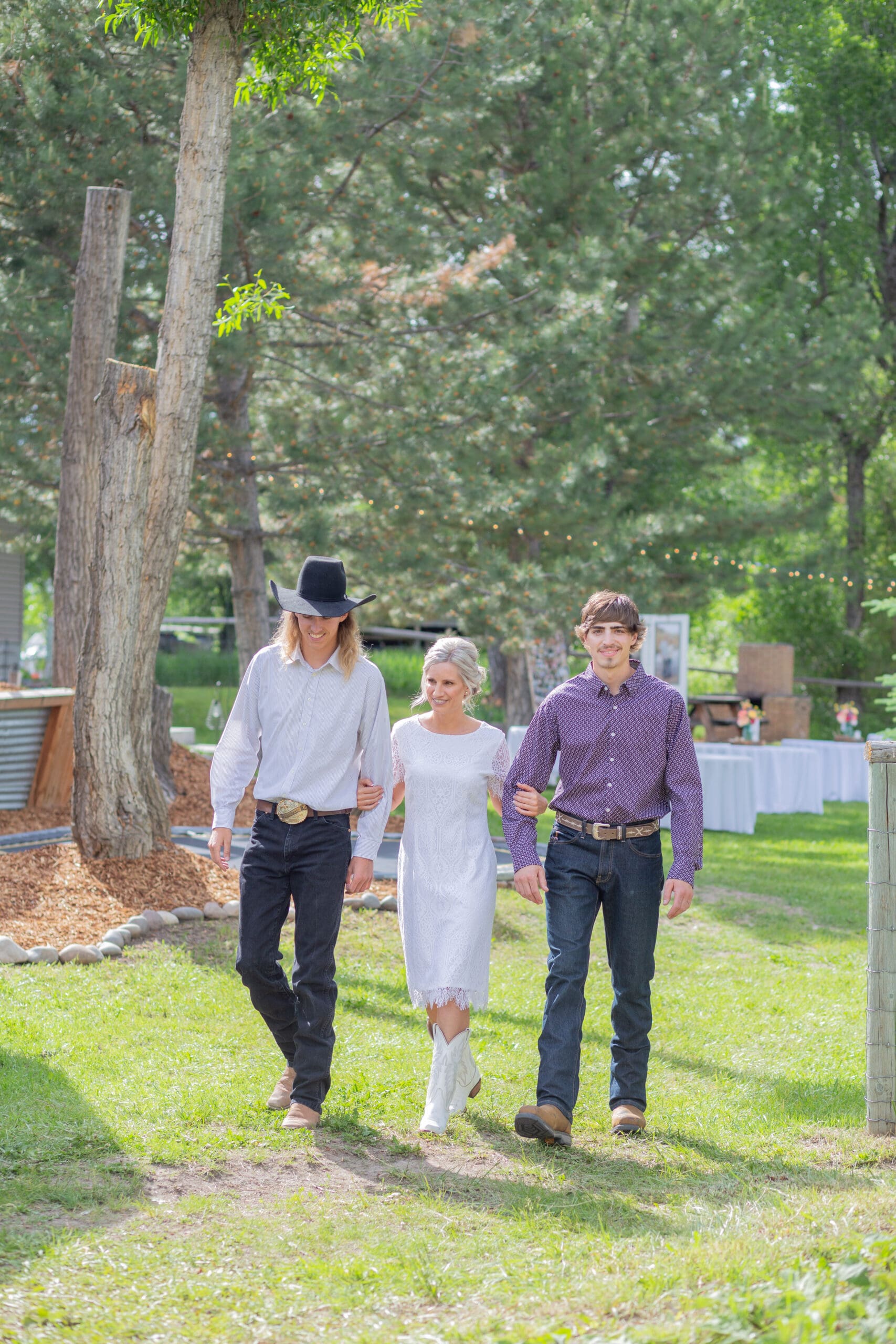 bride-walking-down-the-aisle