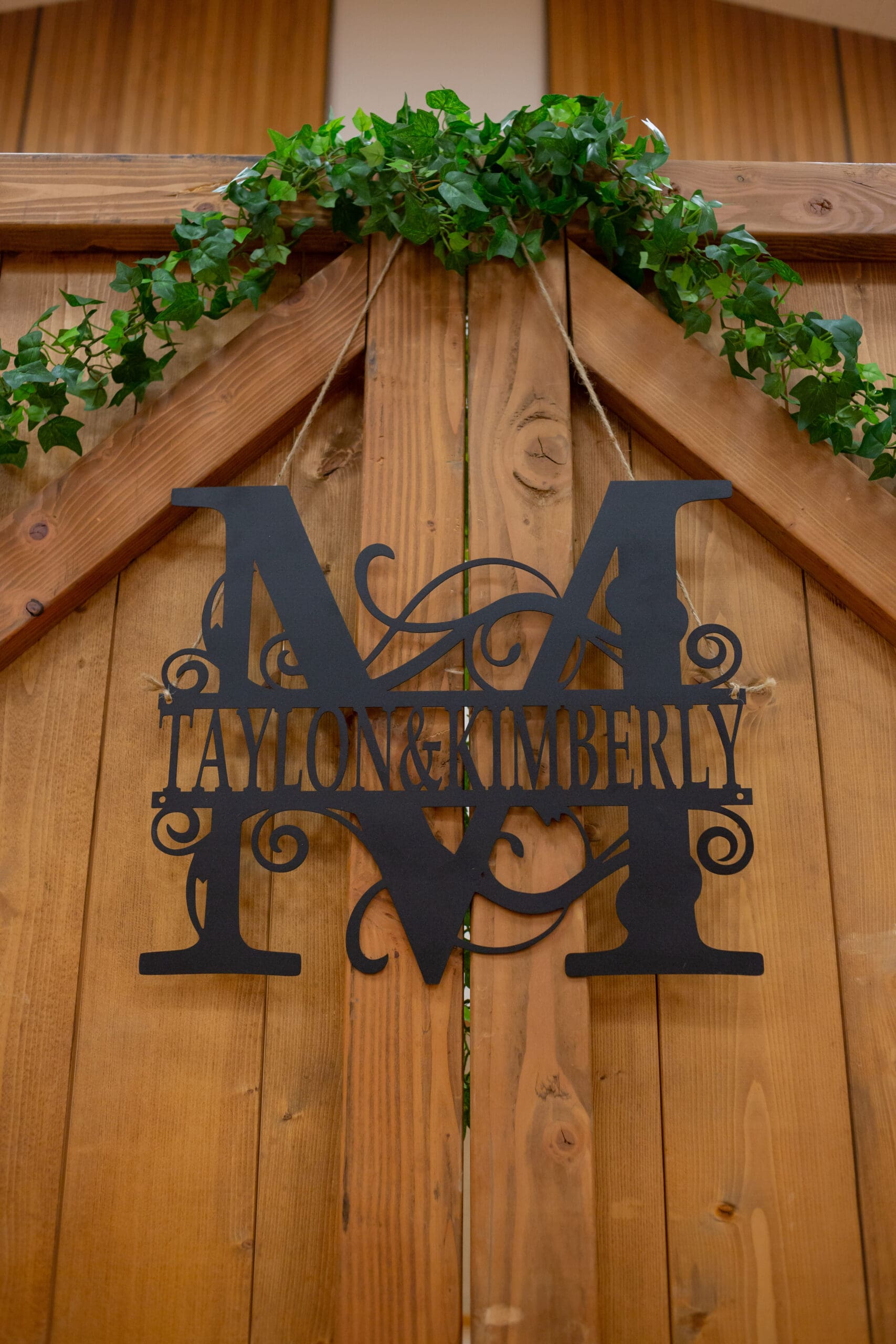 idaho-summer-temple-wedding