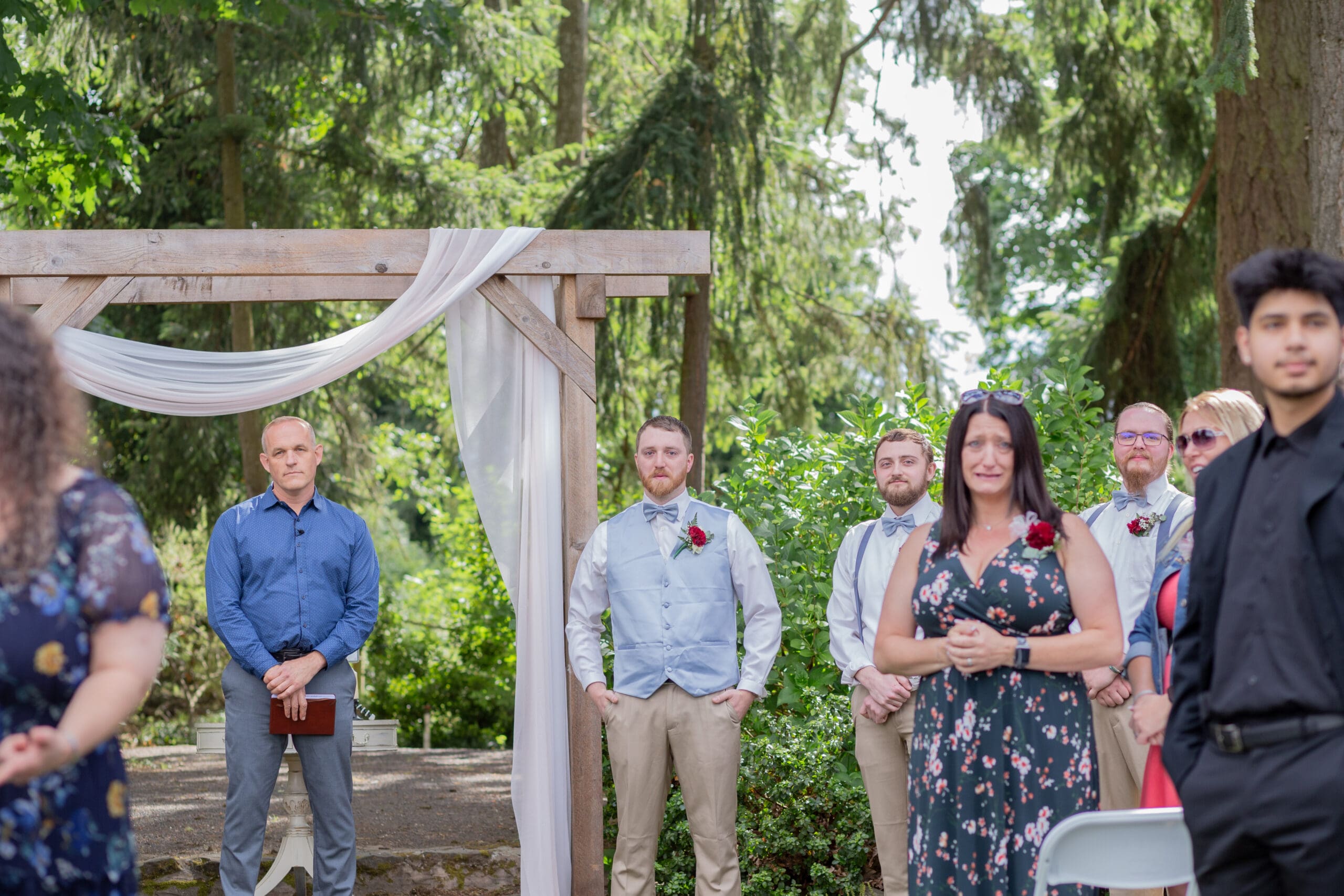 groom-first-look-at-bride