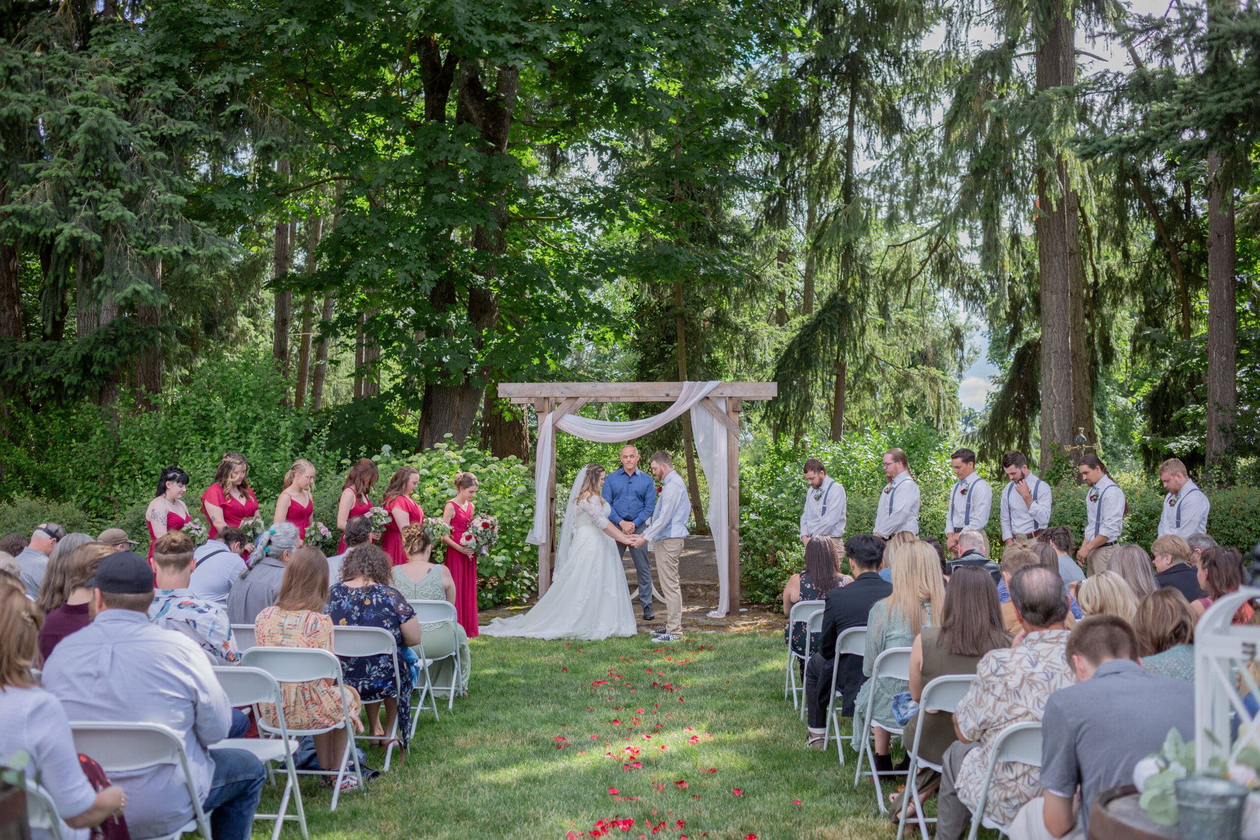 rustic-outdoor-oregon-wedding
