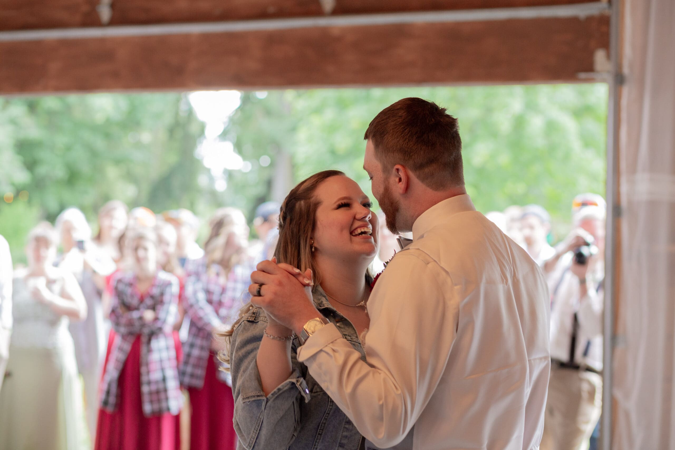 bride-and-groom-first-dance