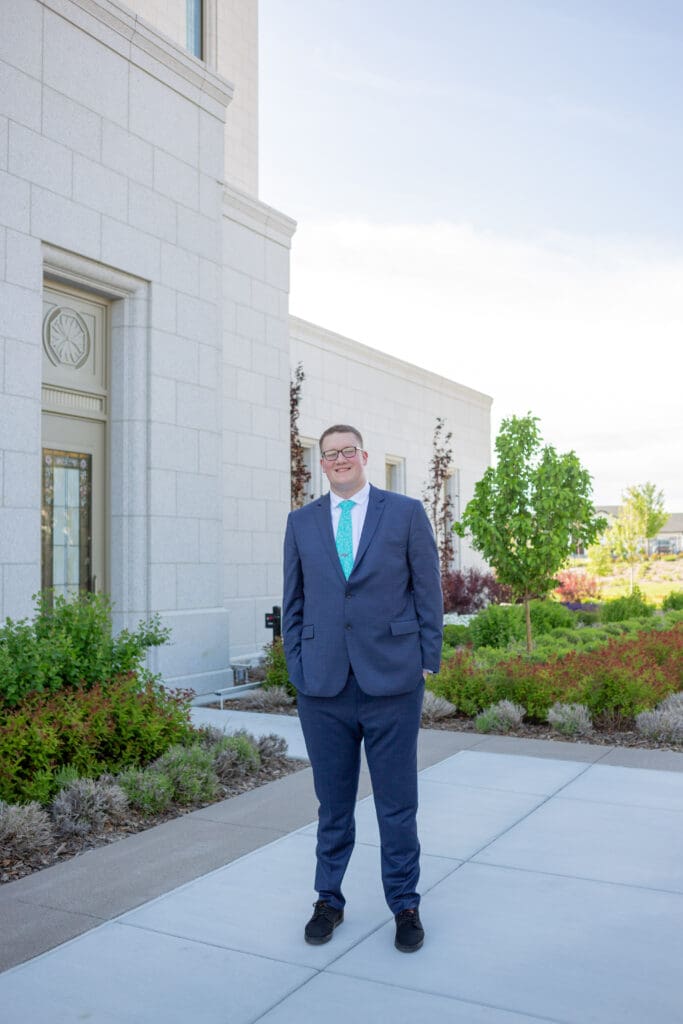 idaho-temple-groom