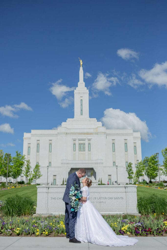 idaho-temple-wedding-photographer