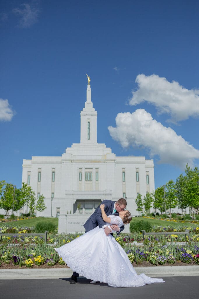 traditional-pocatello-temple-wedding