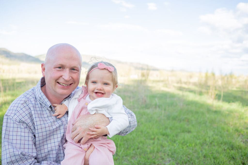 idaho-family-session-at-the-meadow