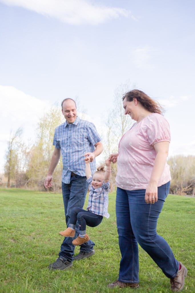 spring-meadow-mini-session-photographer