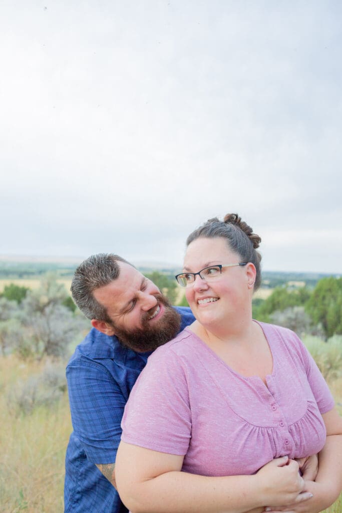 casual-scenic-engagement-session