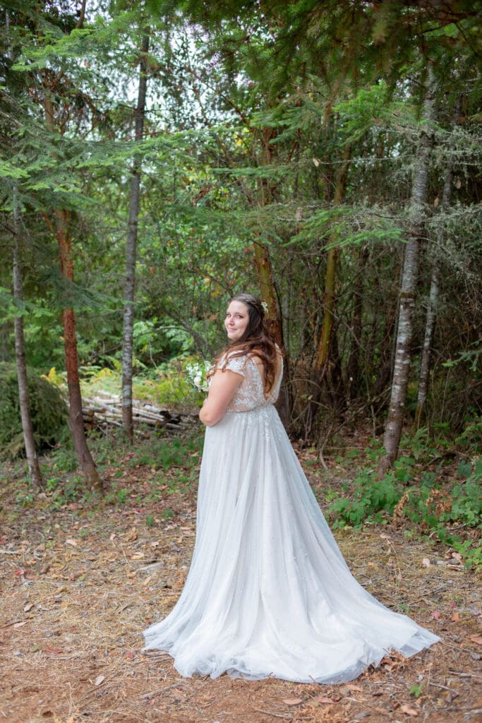 whimsical-forest-wedding