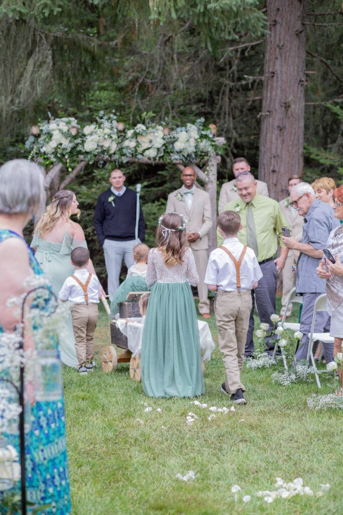 whimsical-forest-wedding