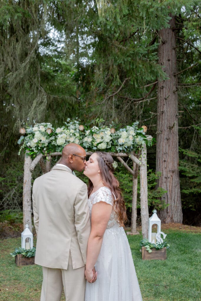 whimsical-forest-wedding