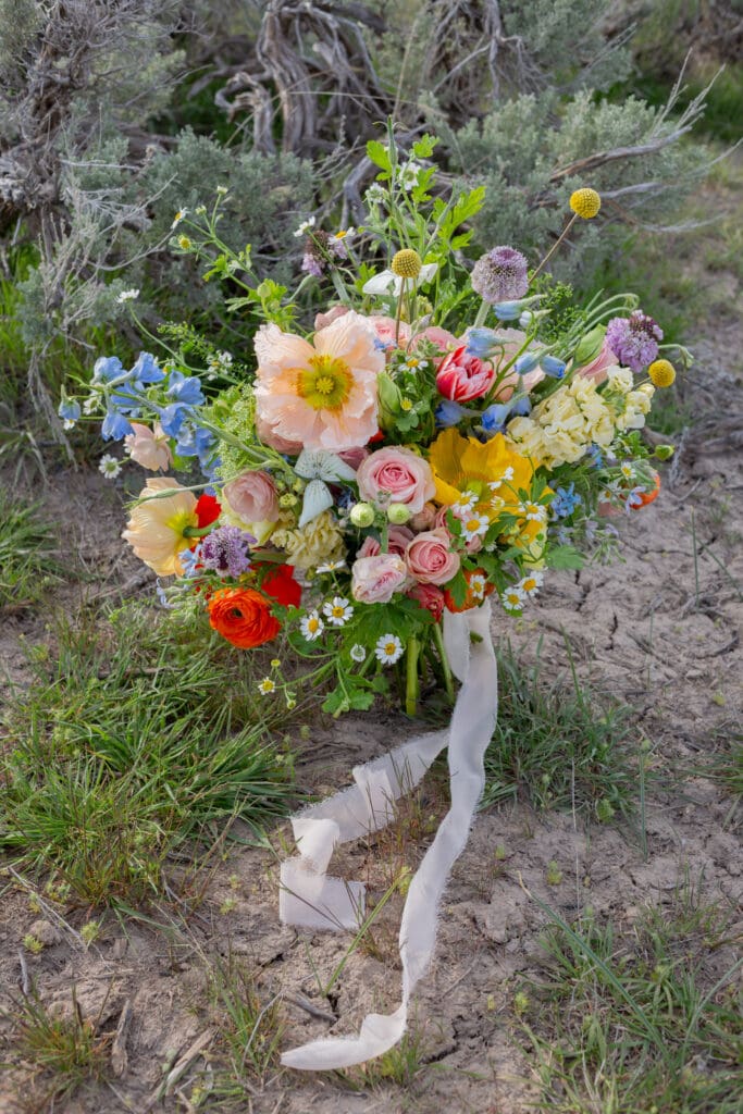 colorful-bridal-bouquet