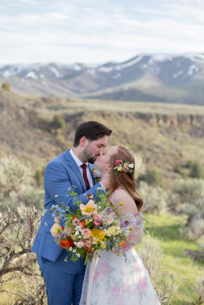 romantic-mountain-elopement