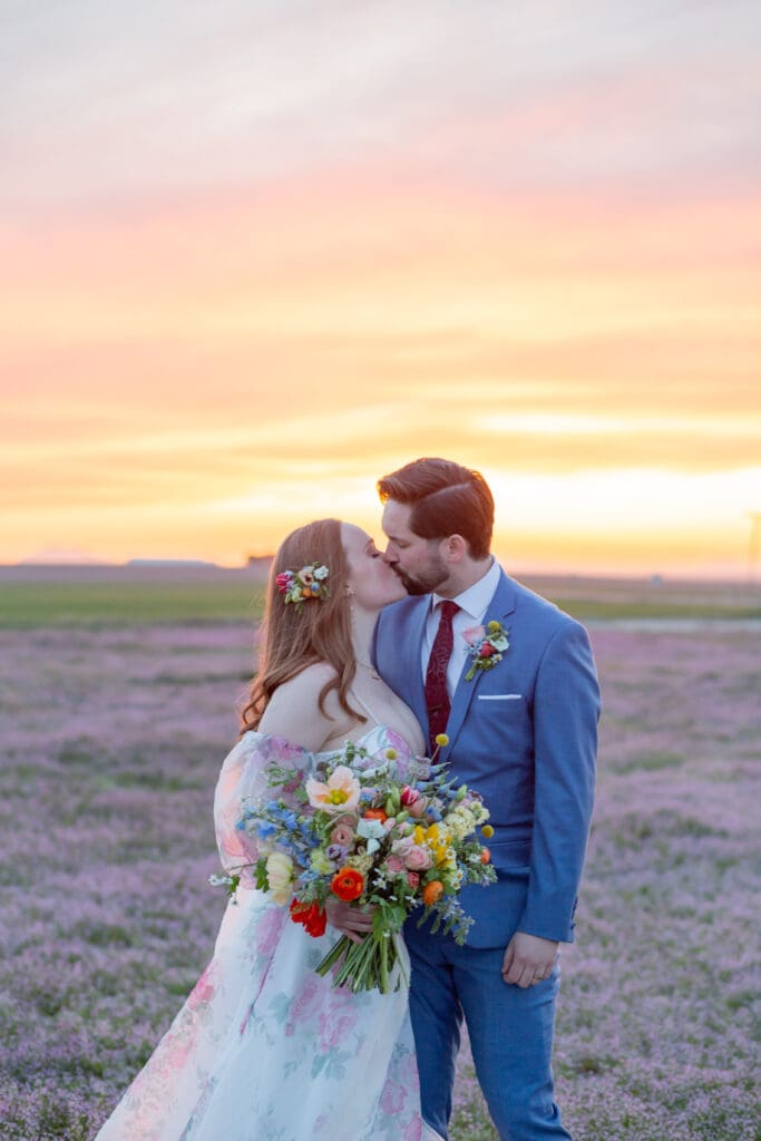romantic-sunset-elopement