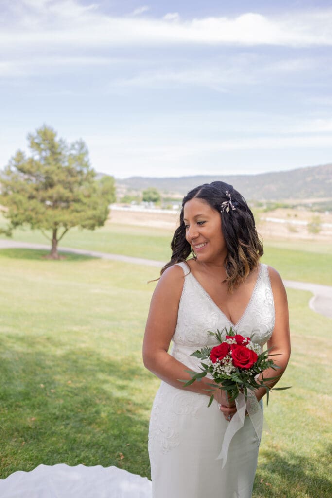 outdoor-oregon-wedding-golf-course