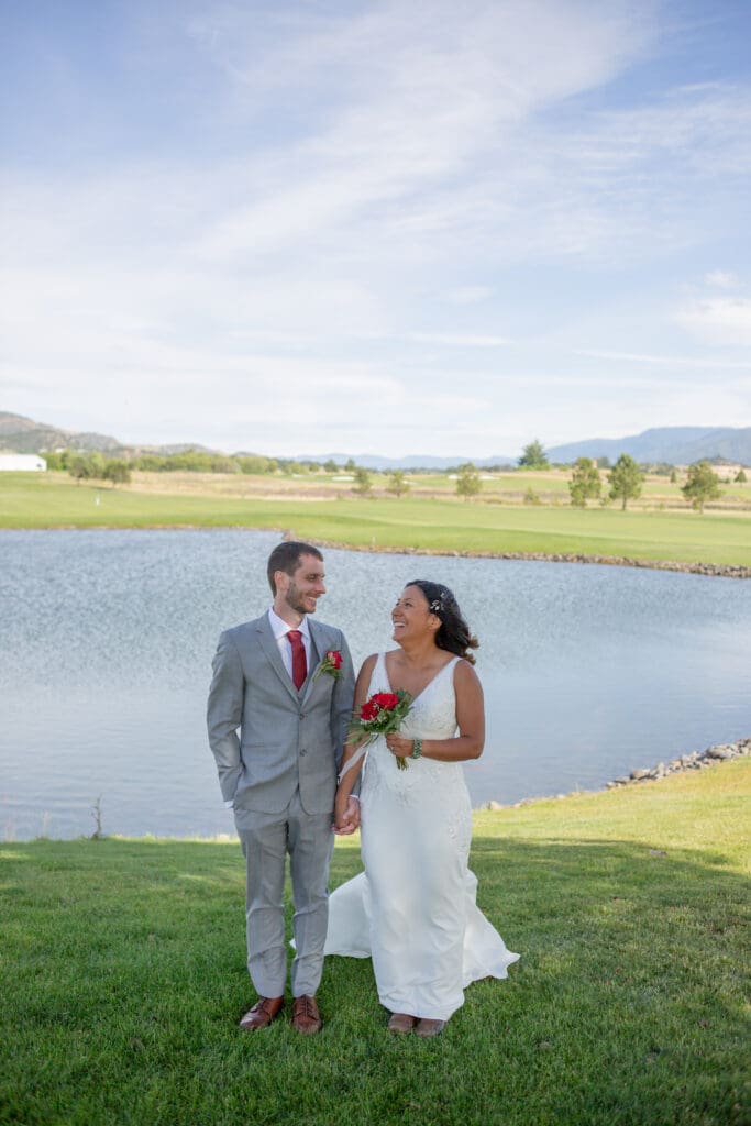 golf-course-outdoor-oregon-wedding