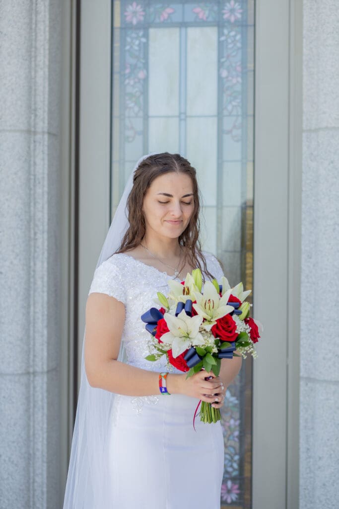 classy-pocatello-temple-wedding