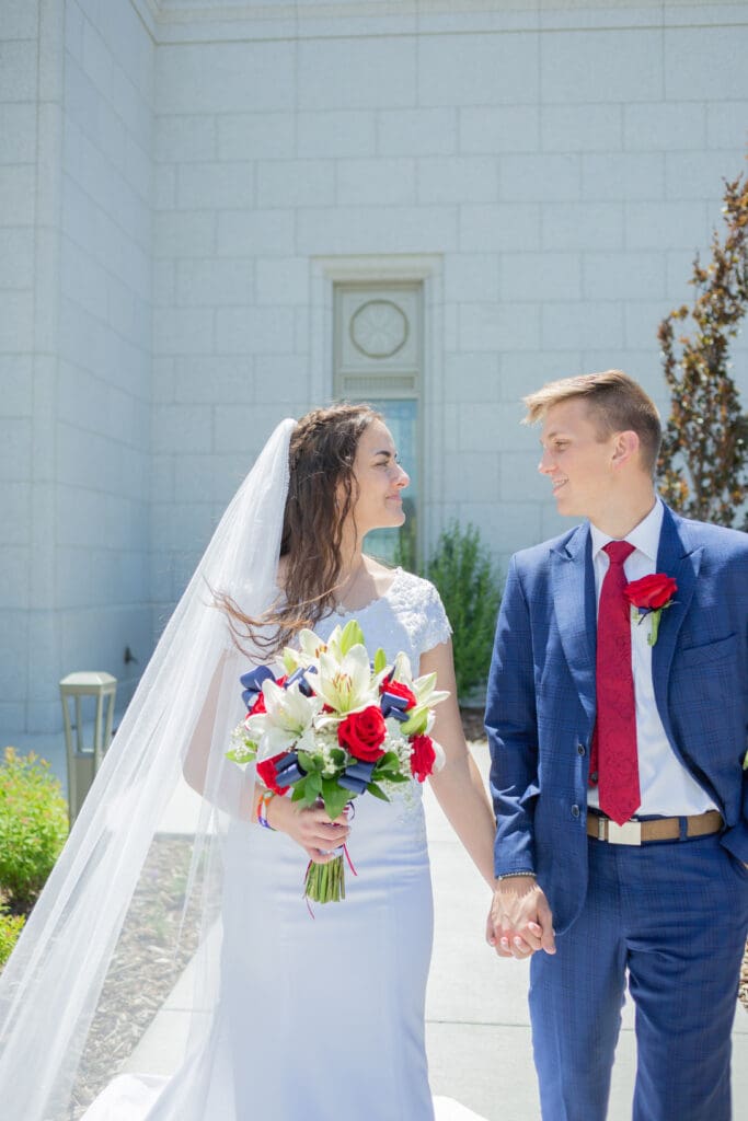 classy-pocatello-temple-wedding