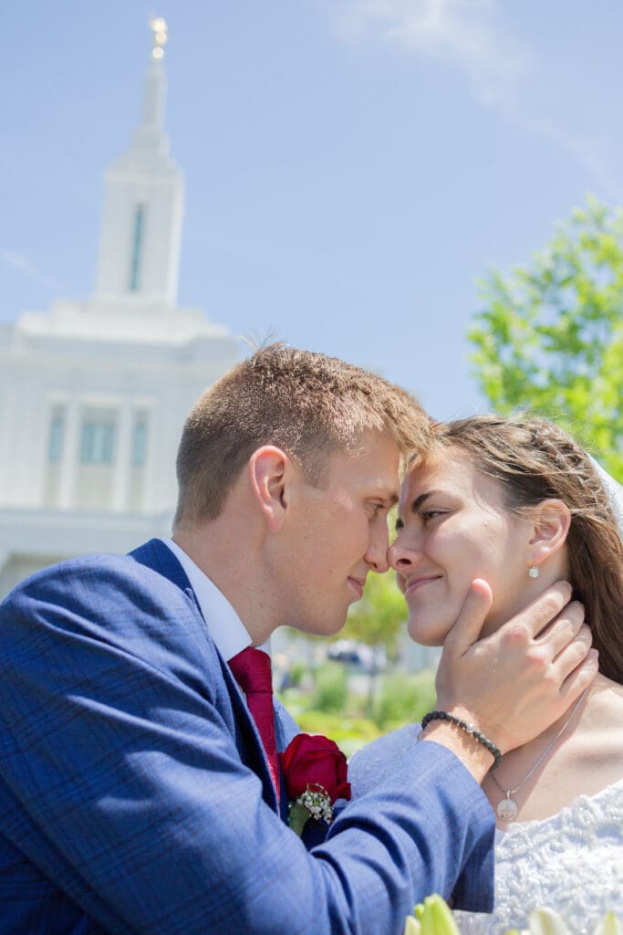 classy-pocatello-temple-wedding
