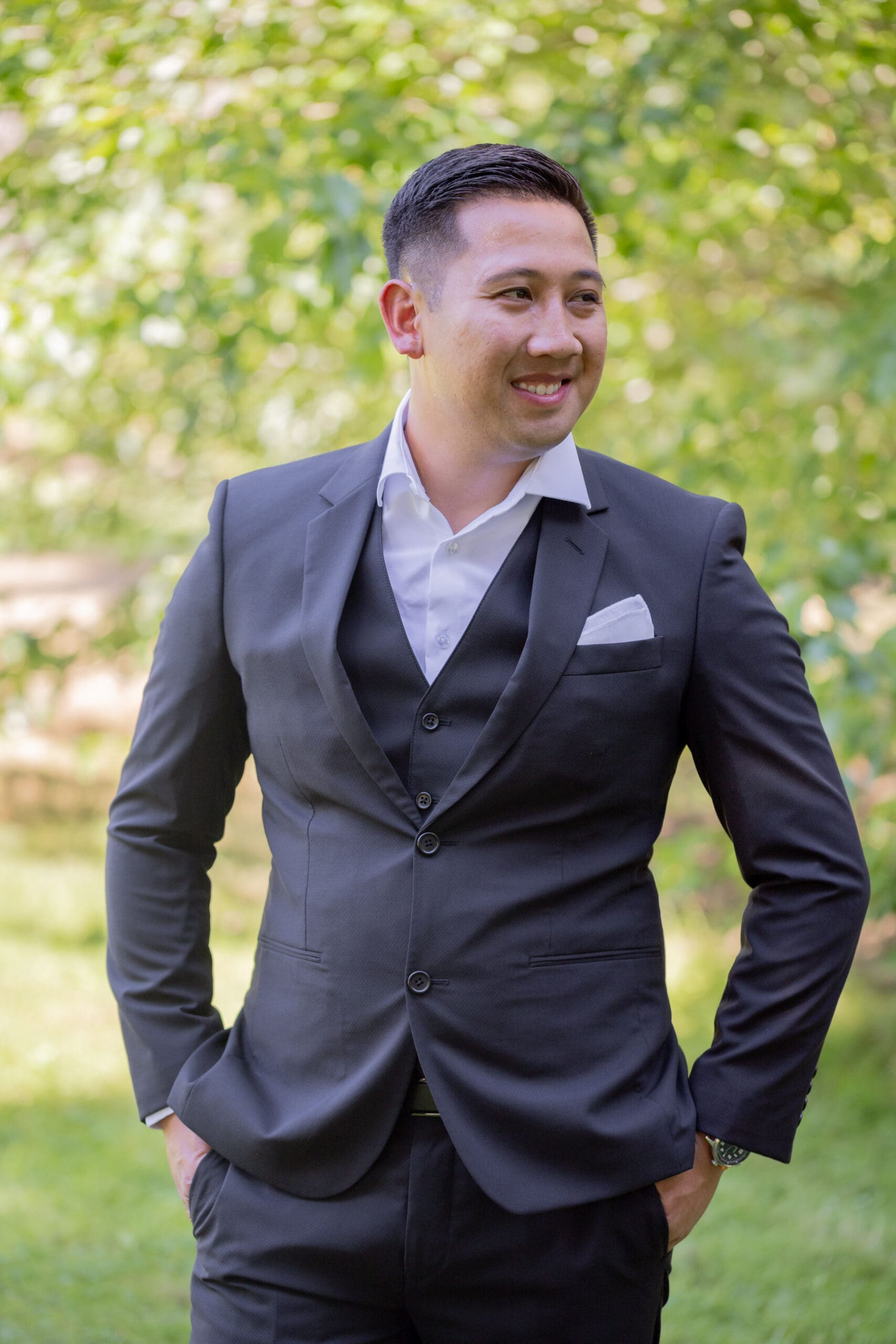 groom-looking-sharp